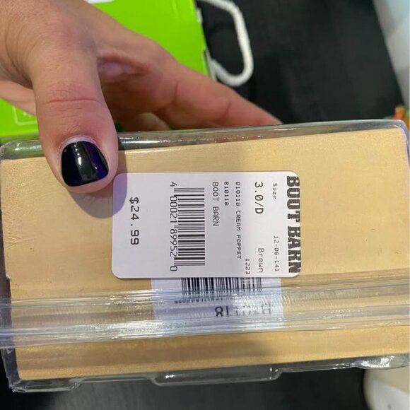 Baby boots and crocs both almost new. Both for one price - Picture 3 of 8